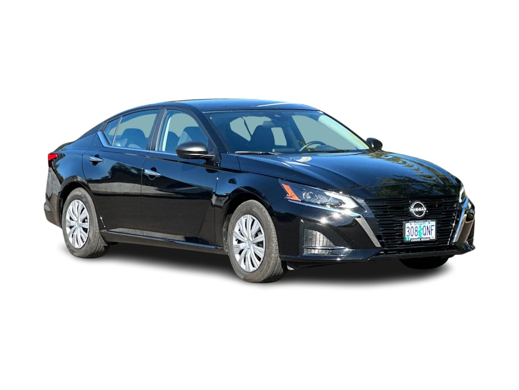 Thumbnail: 2025 Nissan Altima - 21