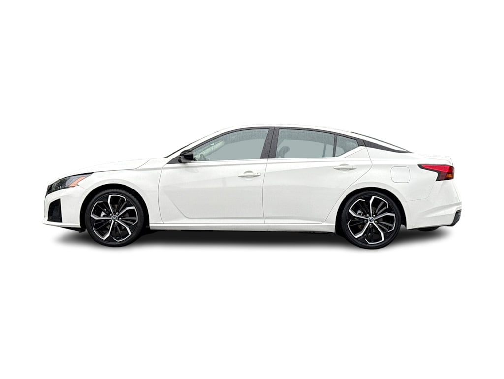 Thumbnail: 2024 Nissan Altima - 3
