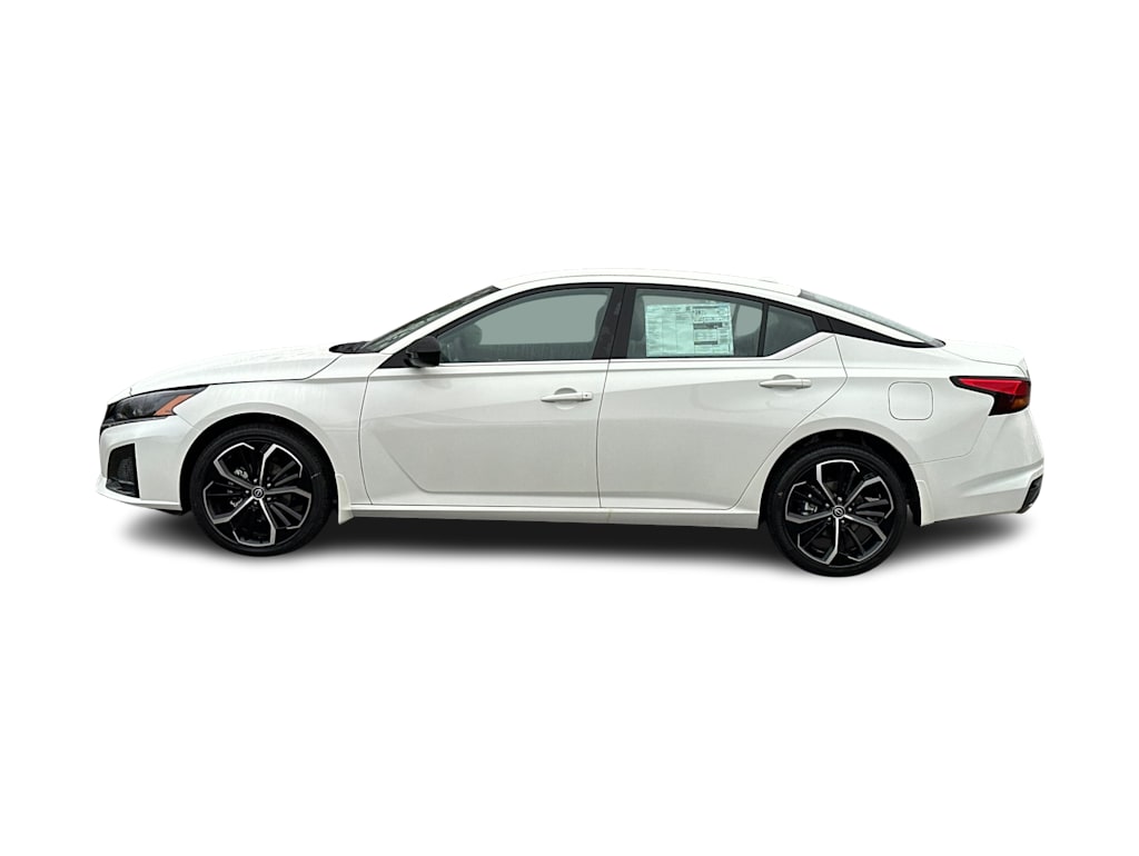 Thumbnail: 2025 Nissan Altima - 3