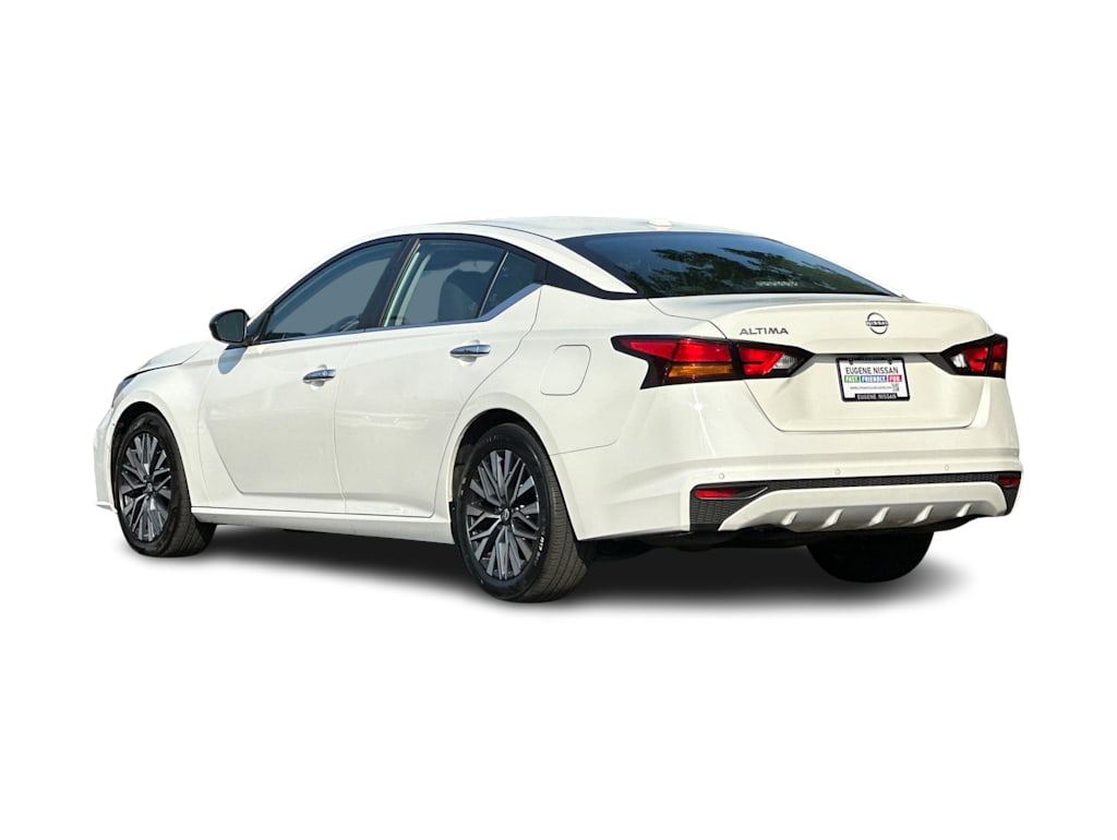Thumbnail: 2025 Nissan Altima - 4