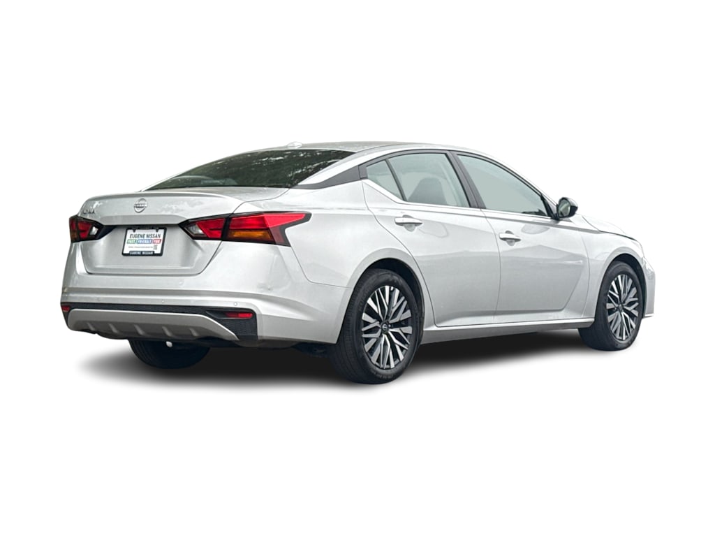 Thumbnail: 2025 Nissan Altima - 17