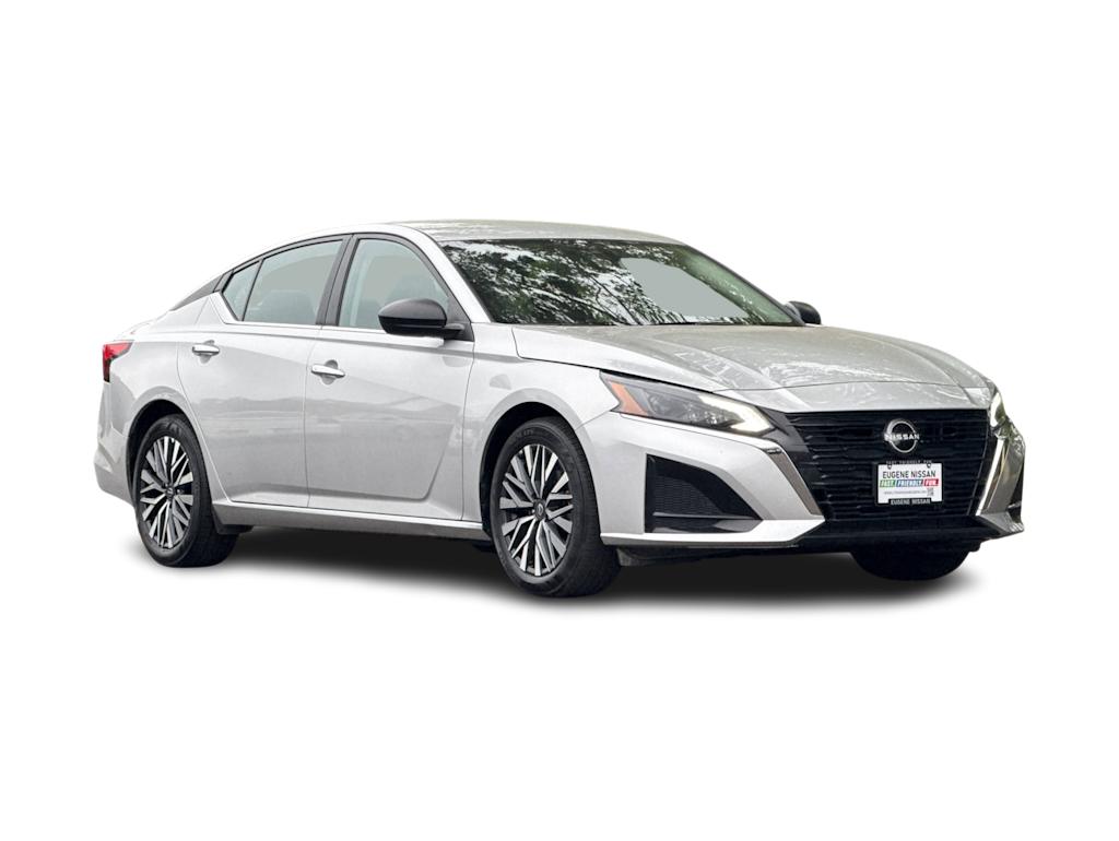 Thumbnail: 2025 Nissan Altima - 19