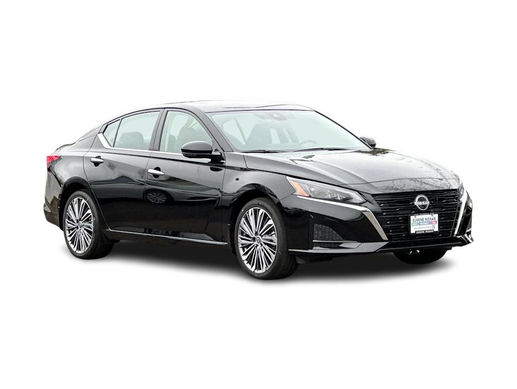 Thumbnail: 2025 Nissan Altima - 17