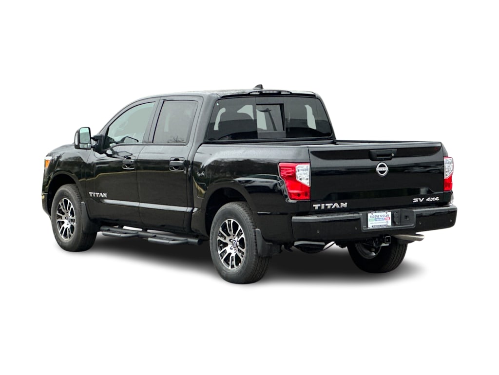 2024 Nissan Titan SV 4