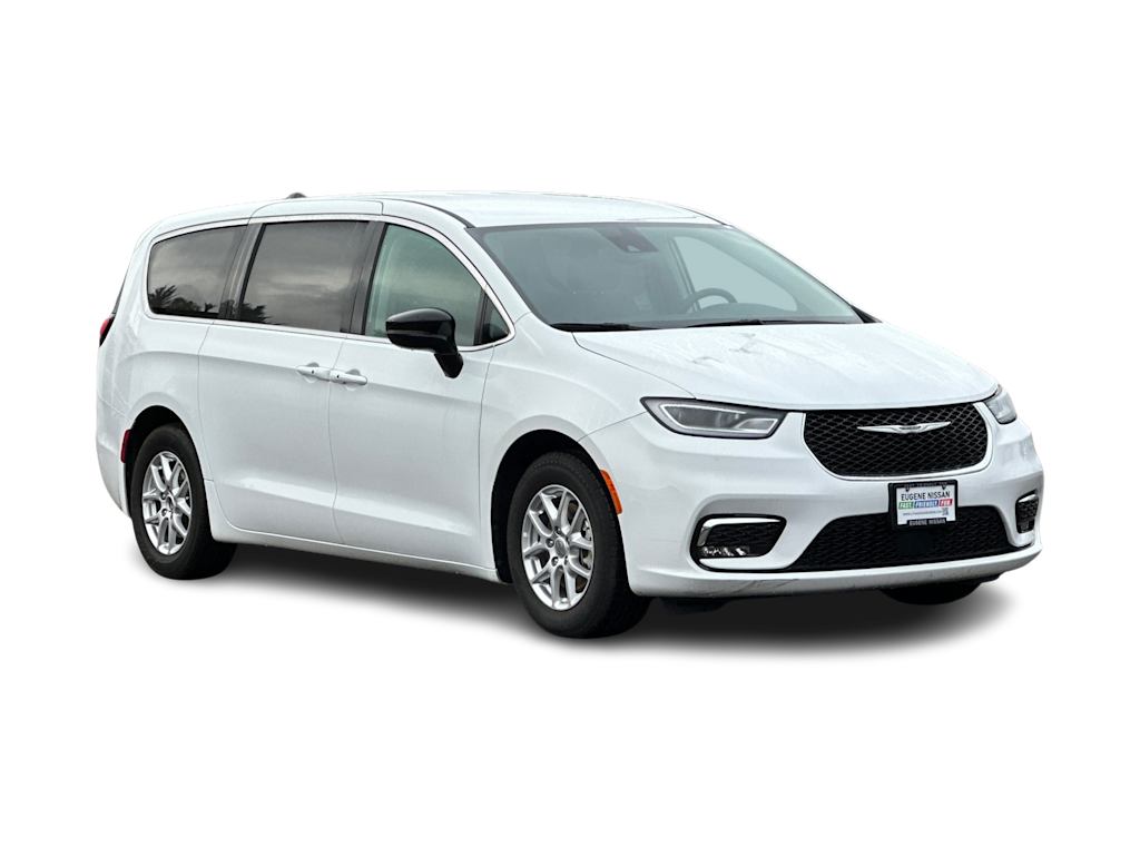 Thumbnail: 2024 Chrysler Pacifica - 22