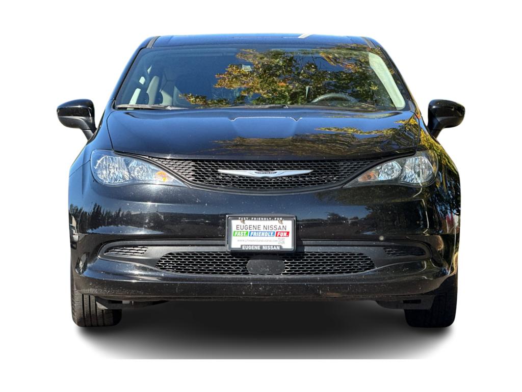 Thumbnail: 2024 Chrysler Voyager - 6