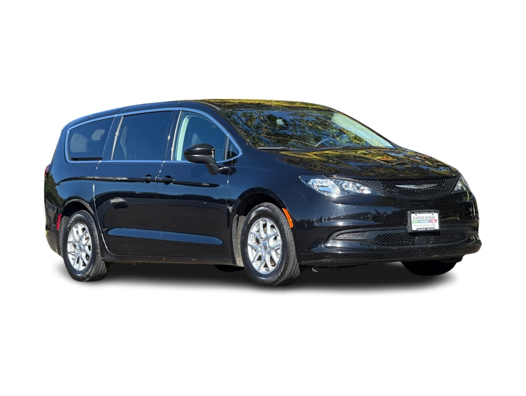 Thumbnail: 2024 Chrysler Voyager - 18