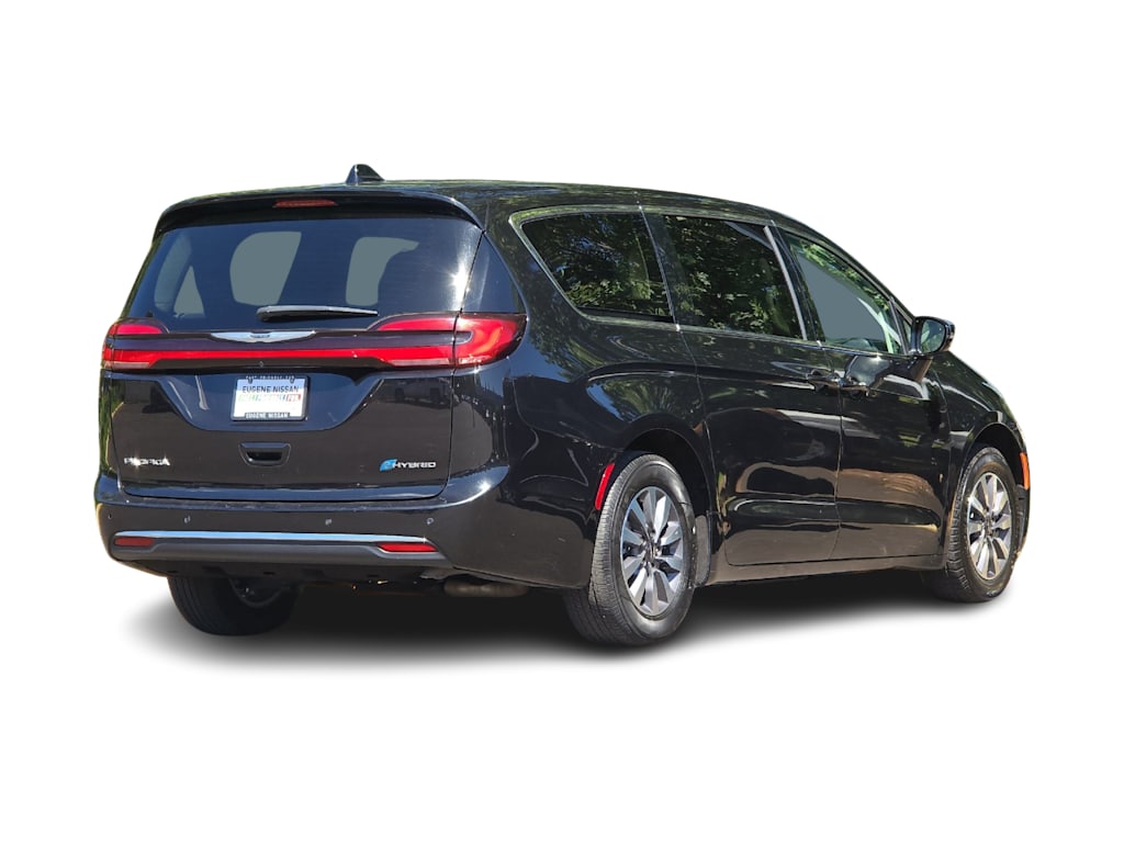Thumbnail: 2024 Chrysler Pacifica - 18