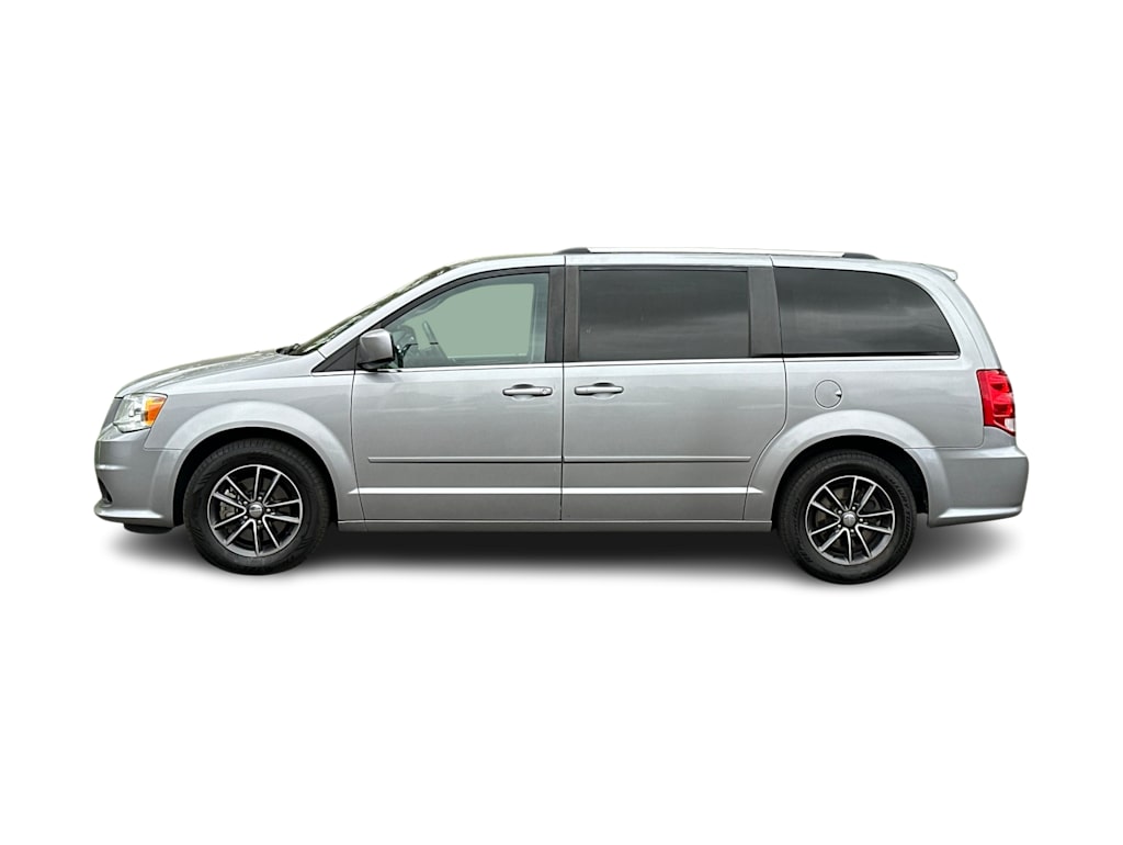 Thumbnail: 2017 Dodge Grand Caravan - 3