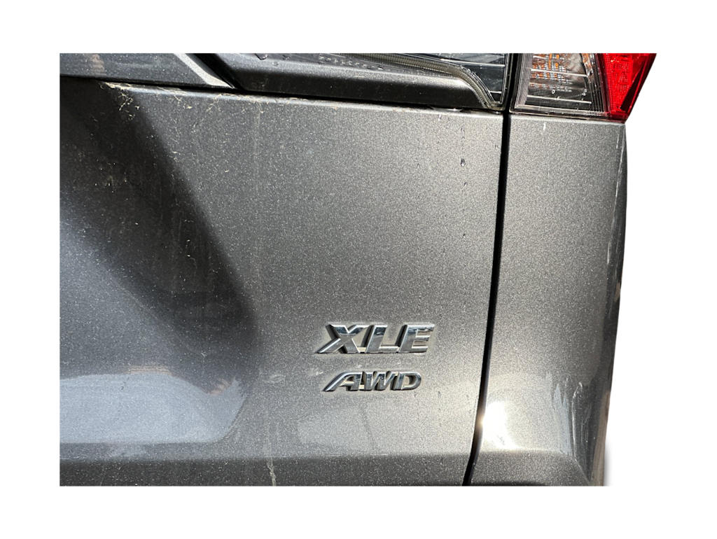 Thumbnail: 2021 Toyota RAV4 - 28