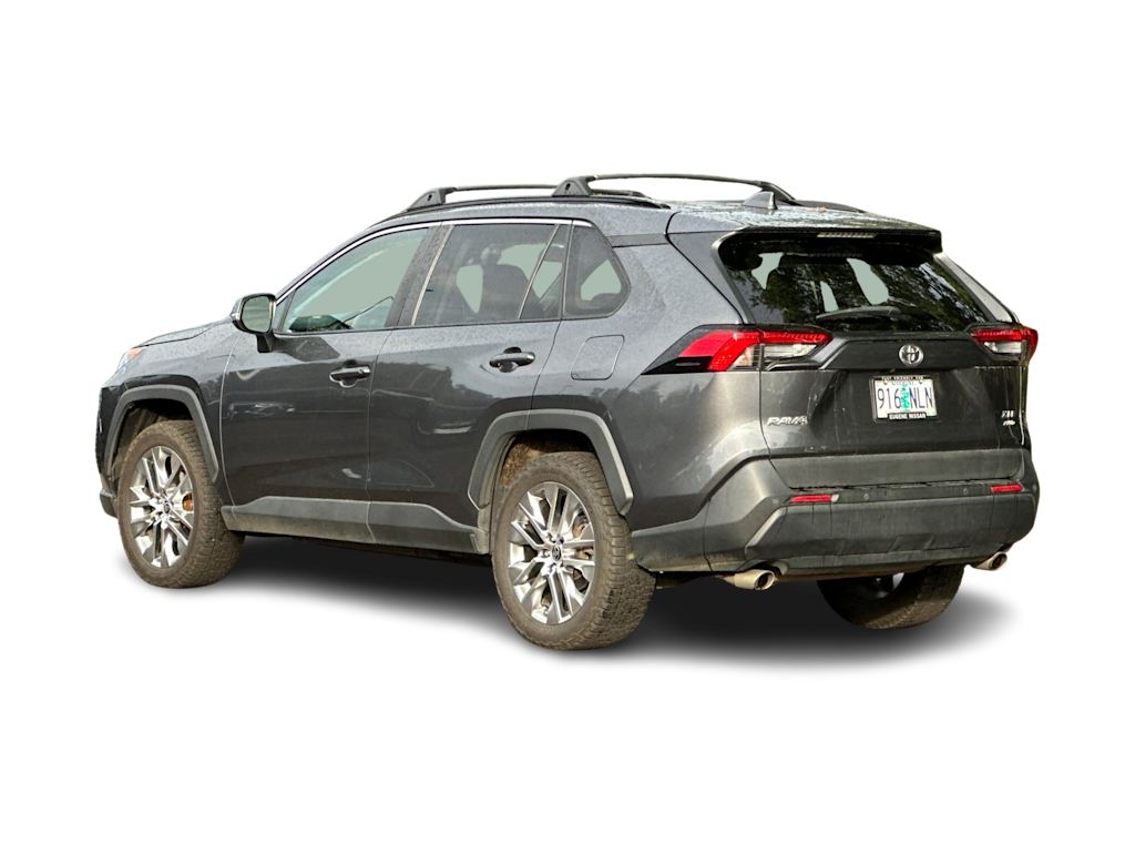 Thumbnail: 2021 Toyota RAV4 - 4