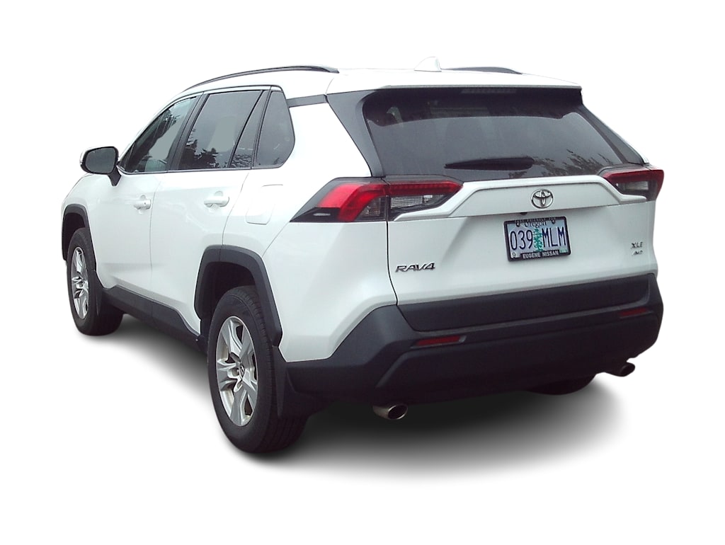 Thumbnail: 2020 Toyota RAV4 - 3