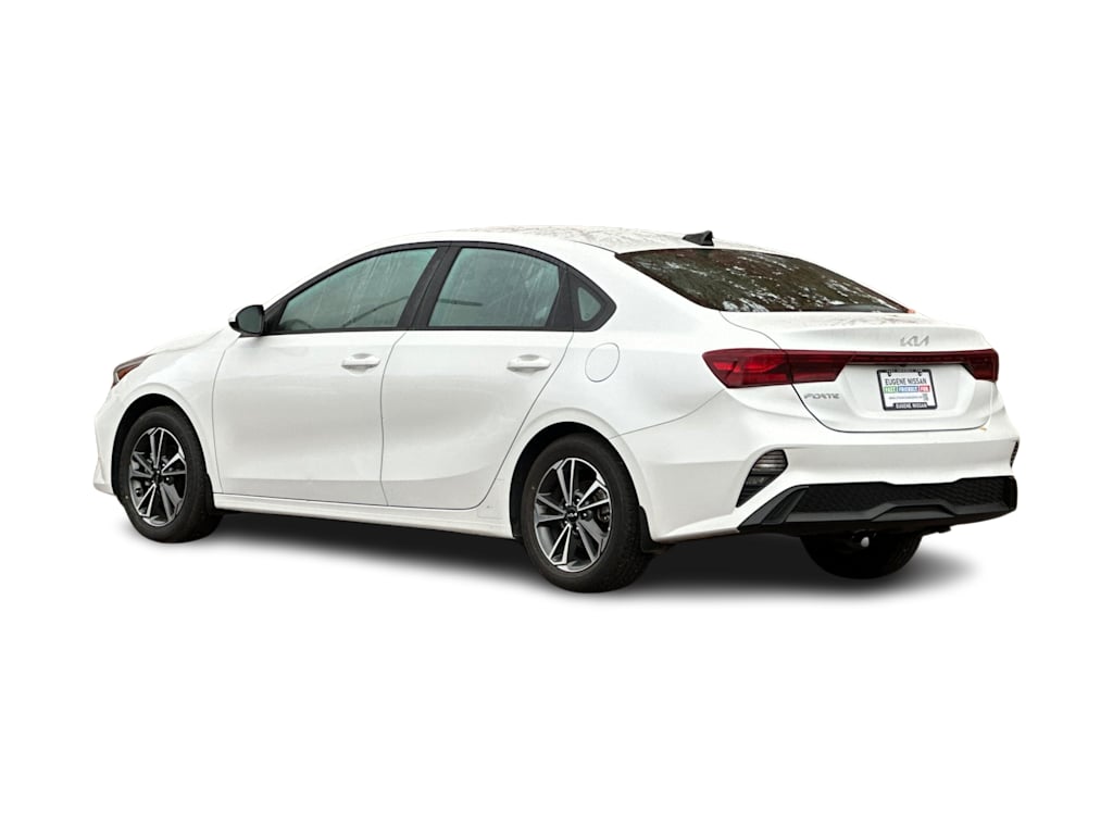 Thumbnail: 2023 Kia Forte - 4