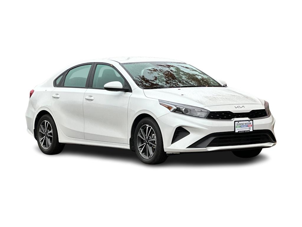 Thumbnail: 2023 Kia Forte - 19