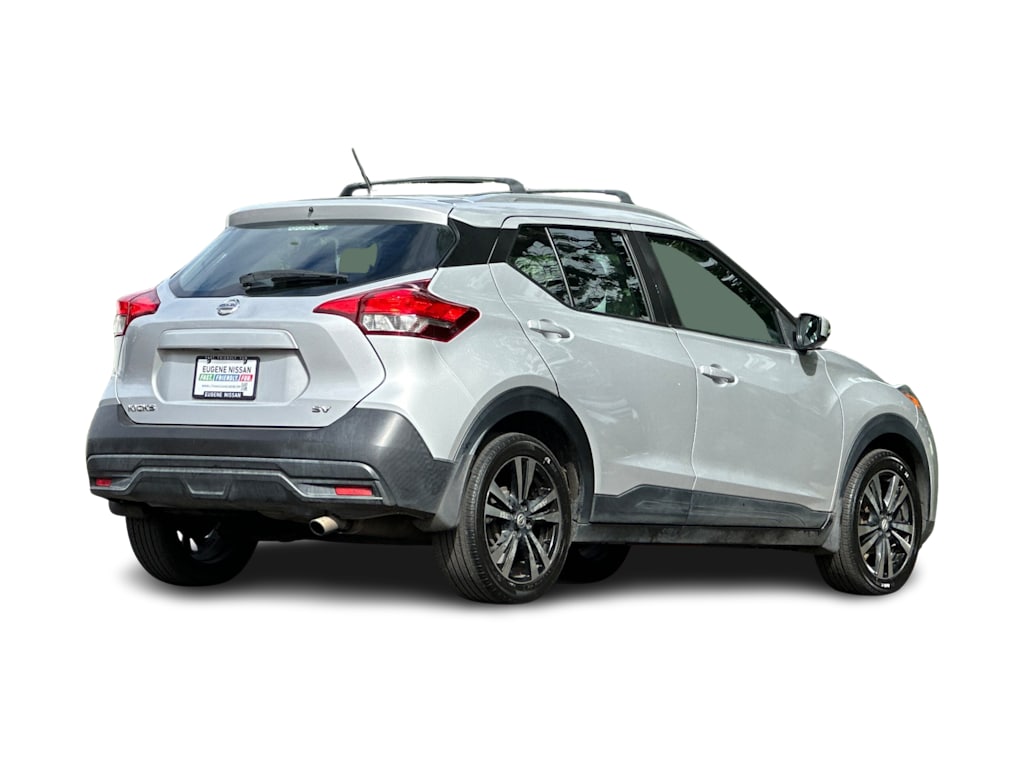 Thumbnail: 2019 Nissan Kicks - 18