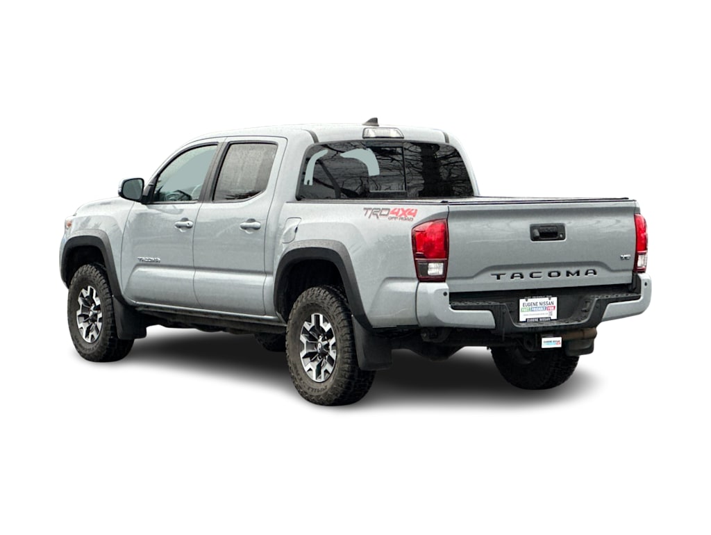 Thumbnail: 2019 Toyota Tacoma - 4