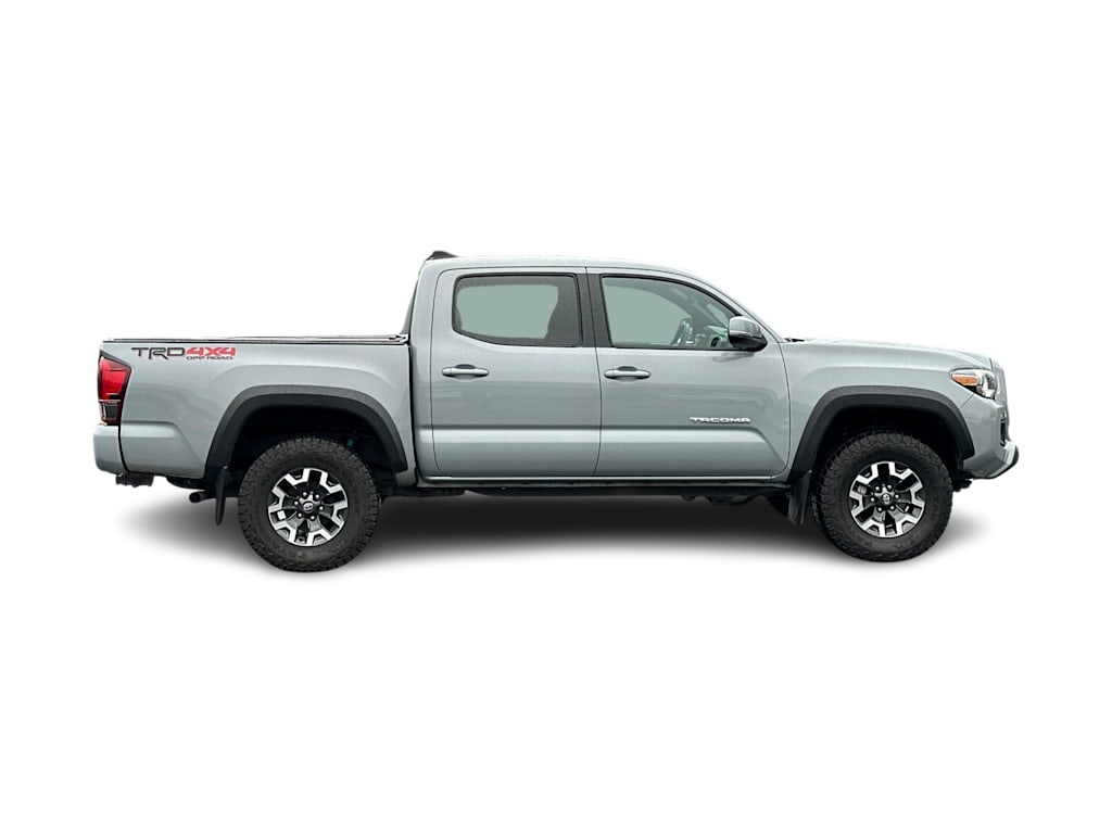 Thumbnail: 2019 Toyota Tacoma - 19