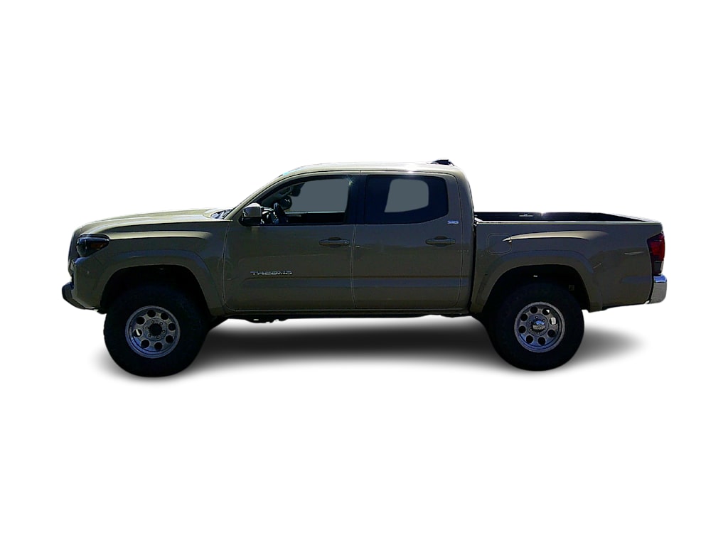 Thumbnail: 2020 Toyota Tacoma - 2