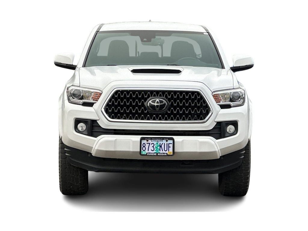 Thumbnail: 2018 Toyota Tacoma - 6