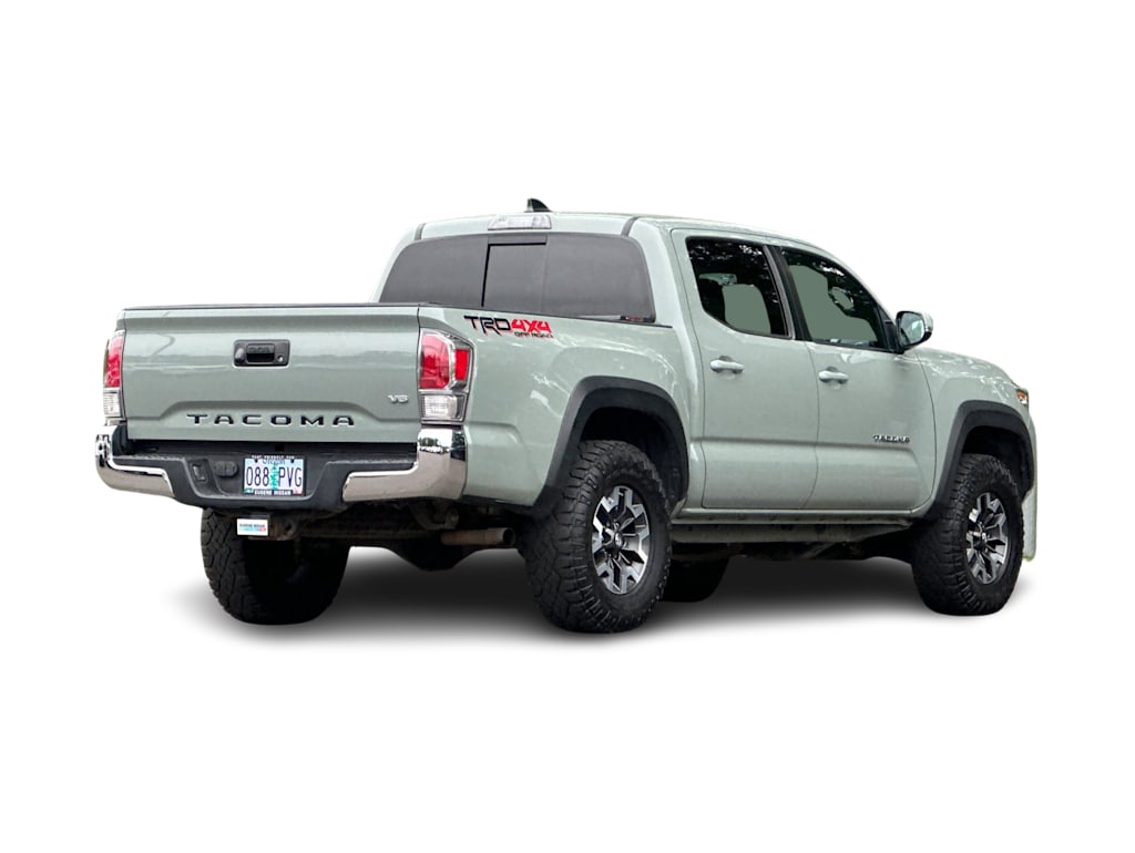 Thumbnail: 2022 Toyota Tacoma - 17