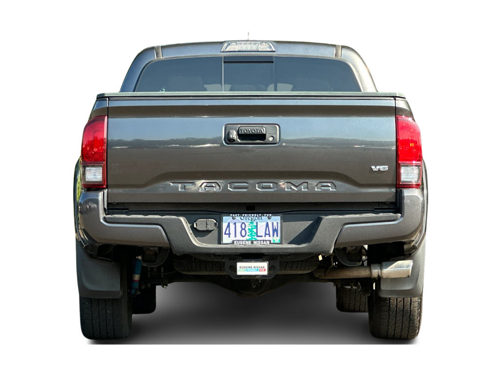 Thumbnail: 2019 Toyota Tacoma - 5