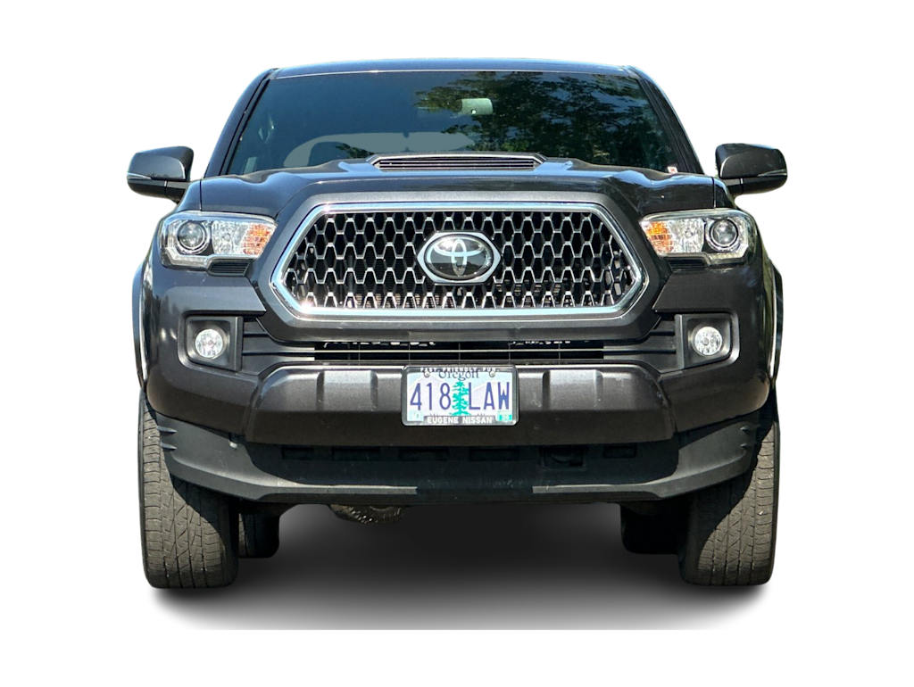 Thumbnail: 2019 Toyota Tacoma - 6