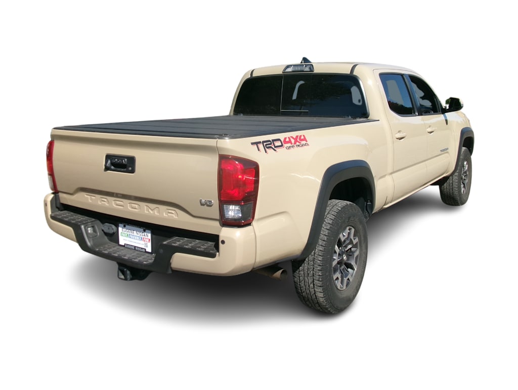 Thumbnail: 2018 Toyota Tacoma - 8