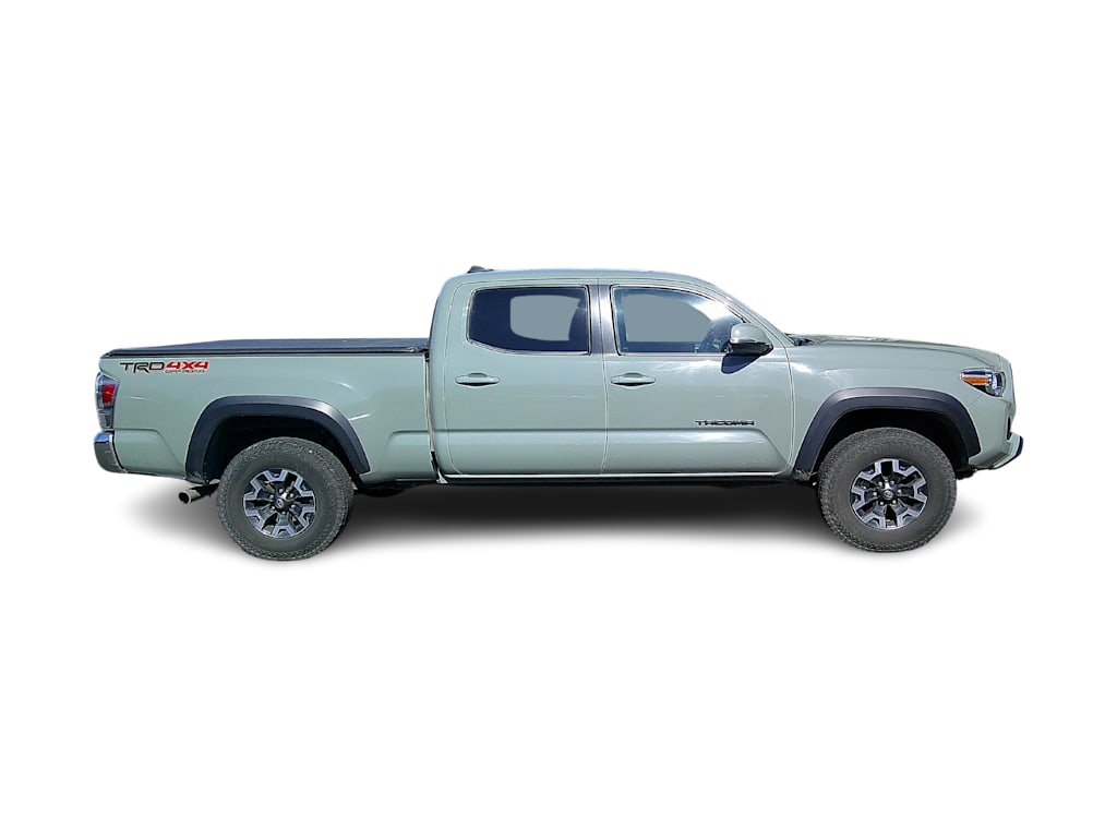Thumbnail: 2022 Toyota Tacoma - 10