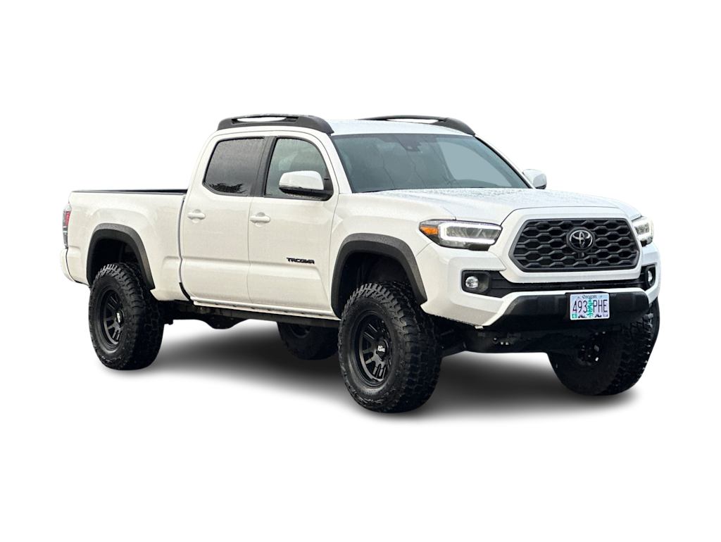 Thumbnail: 2023 Toyota Tacoma - 18
