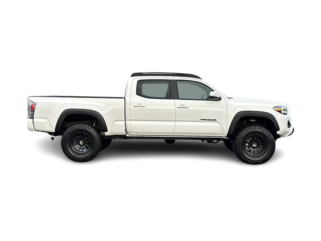 Thumbnail: 2023 Toyota Tacoma - 17