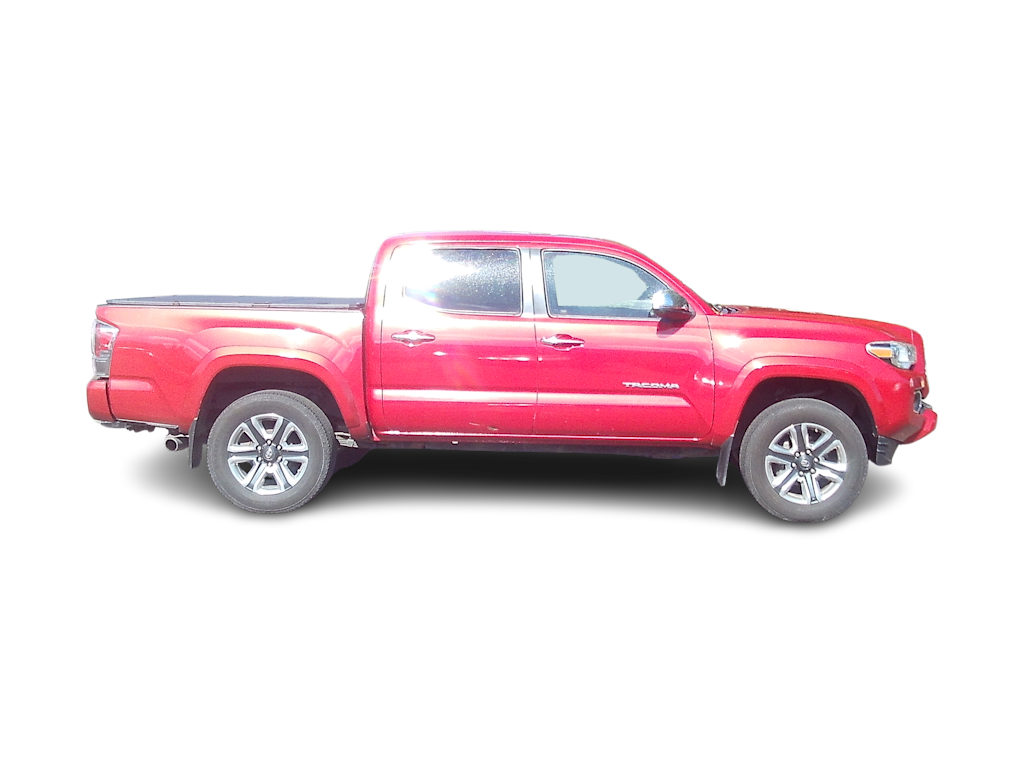Thumbnail: 2016 Toyota Tacoma - 7