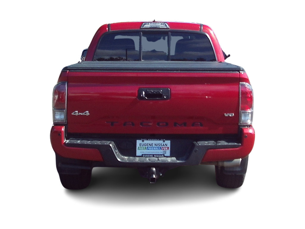 Thumbnail: 2016 Toyota Tacoma - 4