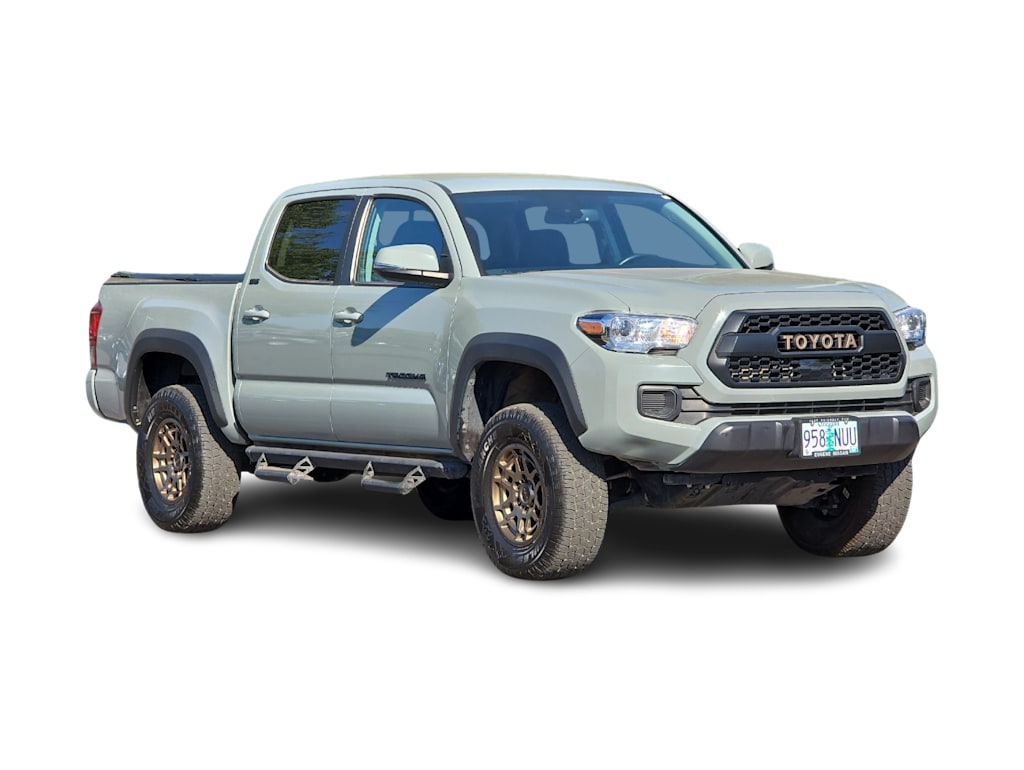 Thumbnail: 2022 Toyota Tacoma - 19