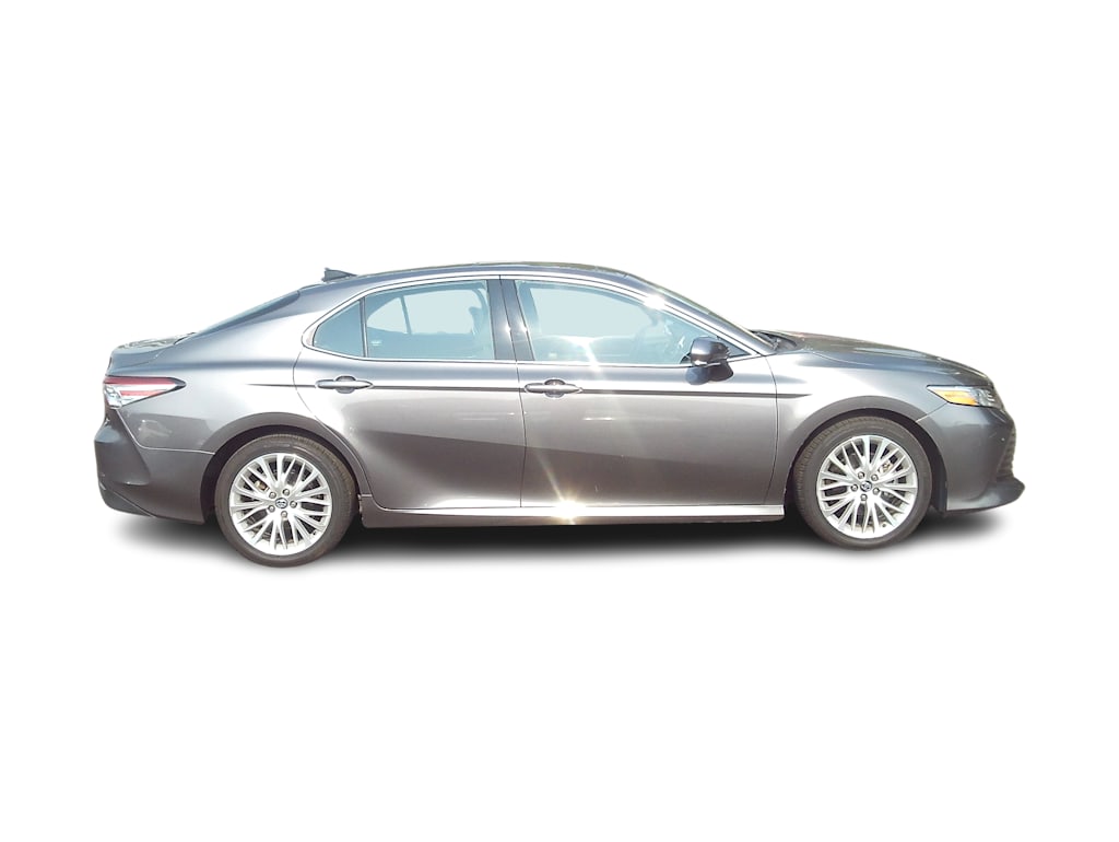 Thumbnail: 2018 Toyota Camry - 8