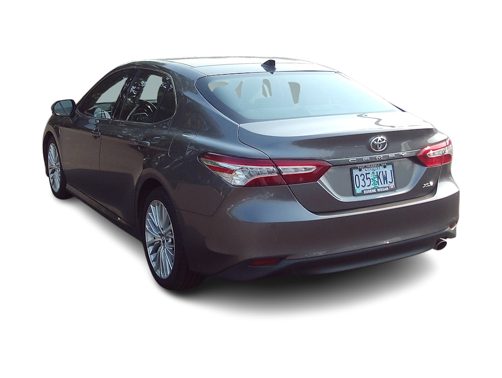 Thumbnail: 2018 Toyota Camry - 3