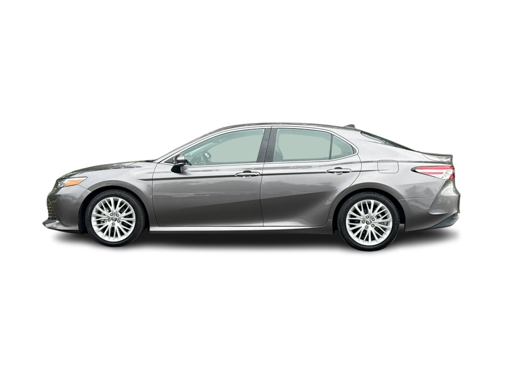 Thumbnail: 2018 Toyota Camry - 3