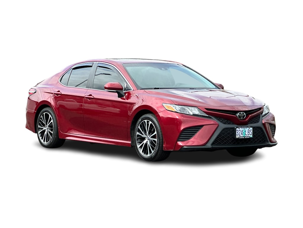Thumbnail: 2018 Toyota Camry - 18
