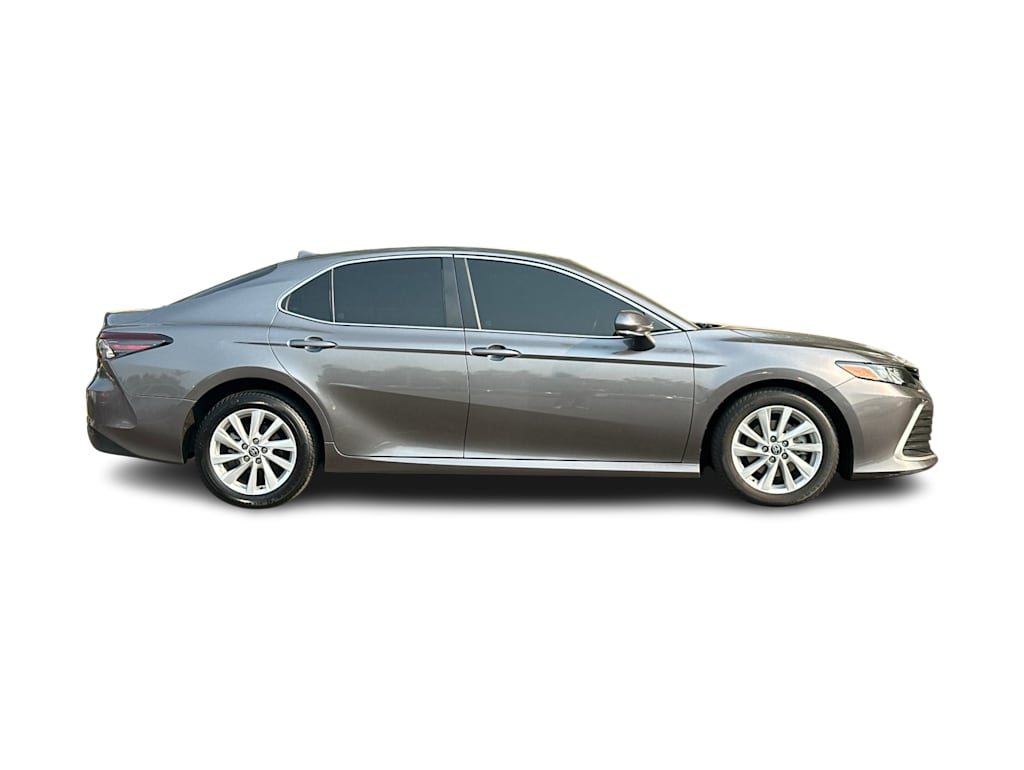 Thumbnail: 2022 Toyota Camry - 18