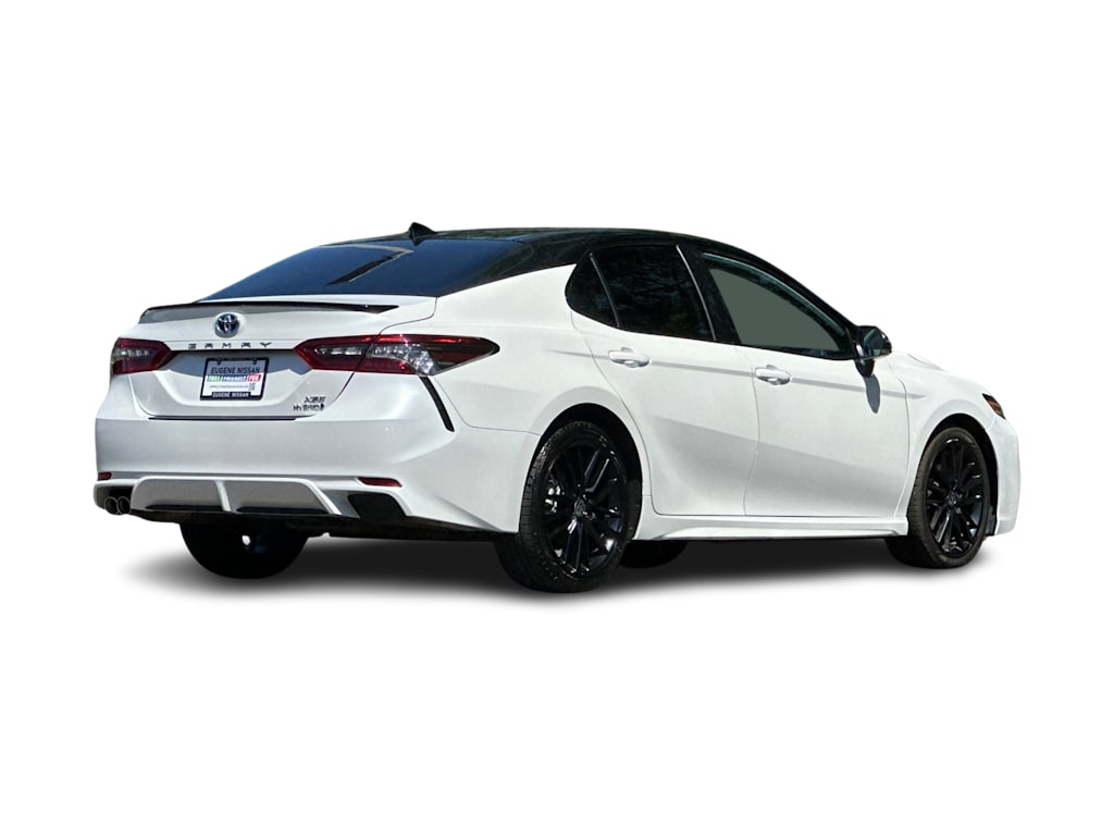 Thumbnail: 2022 Toyota Camry - 17