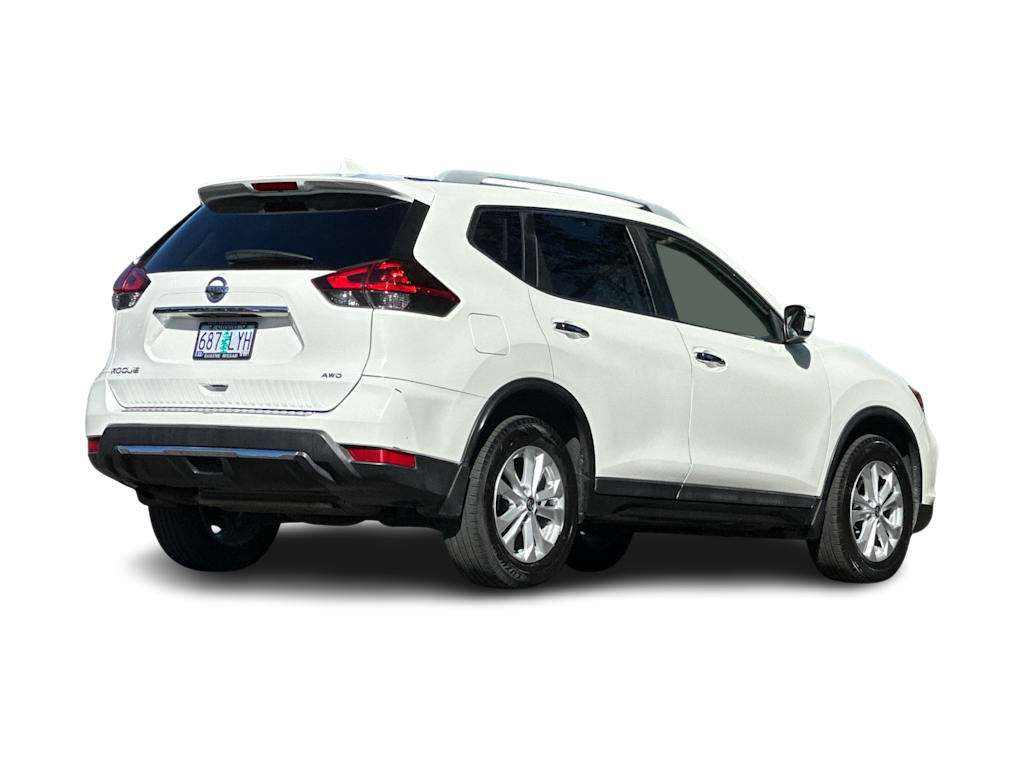 Thumbnail: 2018 Nissan Rogue - 18