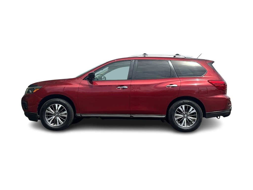 Thumbnail: 2017 Nissan Pathfinder - 3