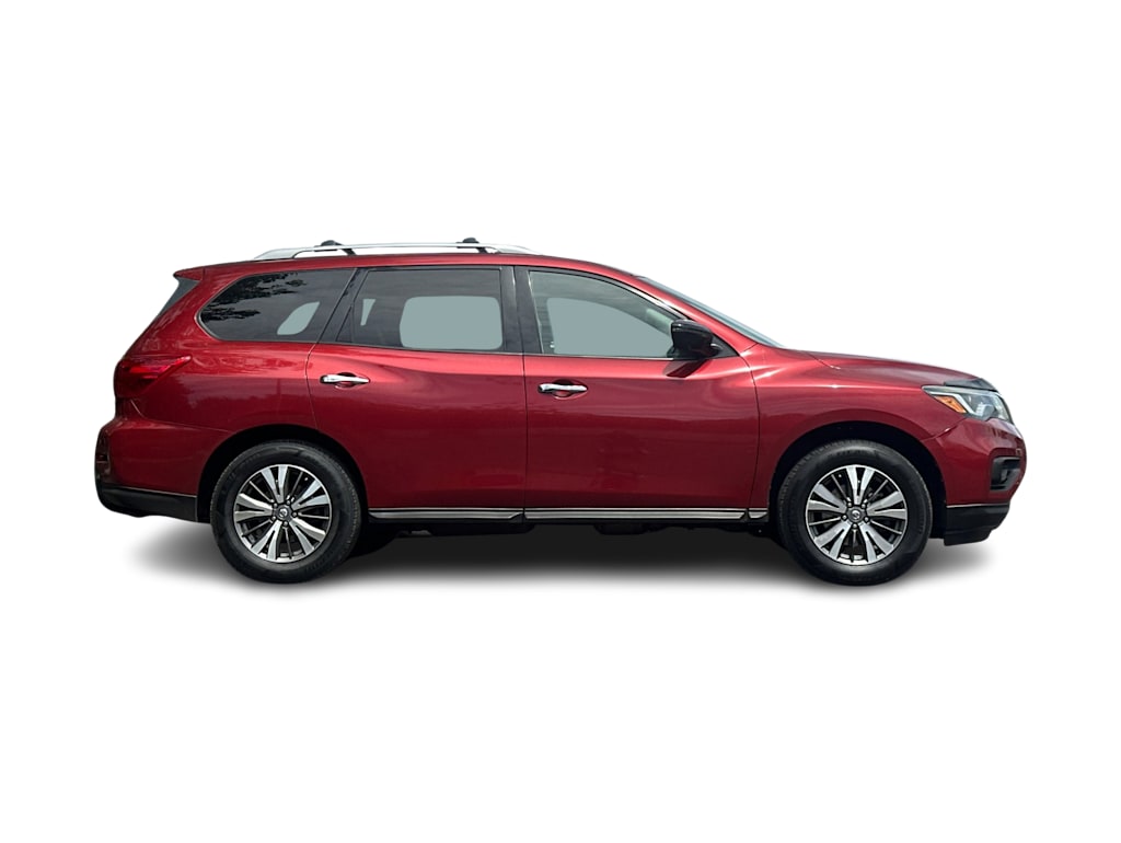 Thumbnail: 2017 Nissan Pathfinder - 19