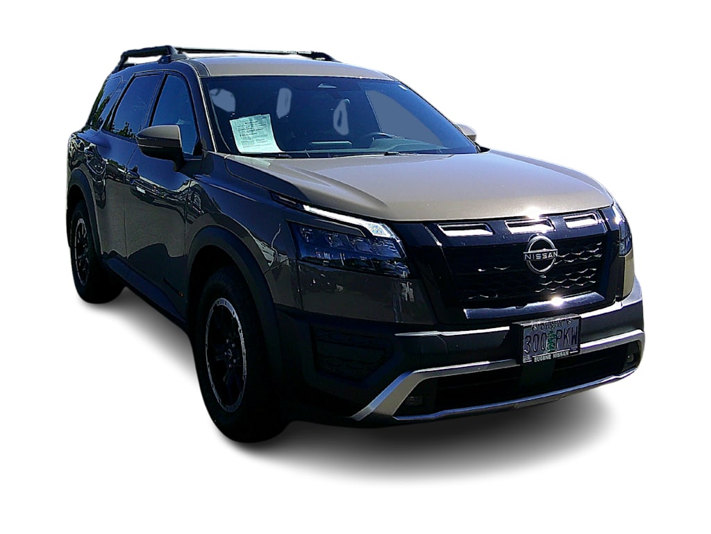 Thumbnail: 2023 Nissan Pathfinder - 9