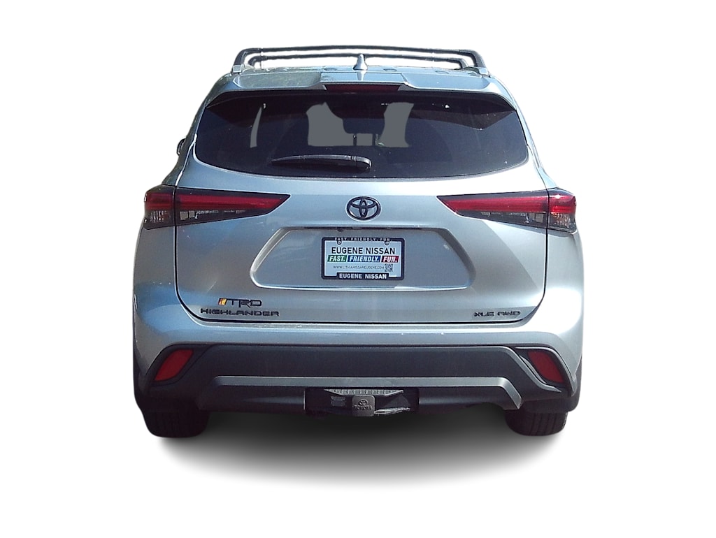 Thumbnail: 2022 Toyota Highlander - 4