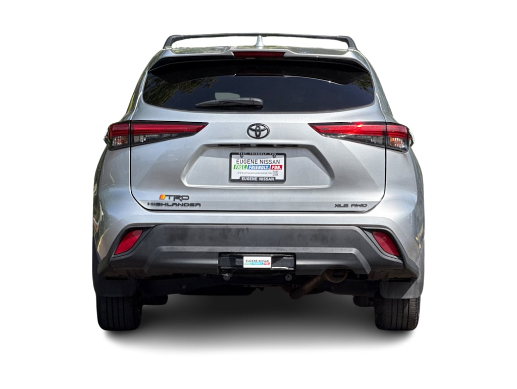 Thumbnail: 2022 Toyota Highlander - 5