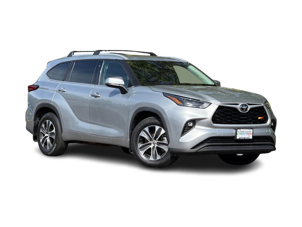 Thumbnail: 2022 Toyota Highlander - 20