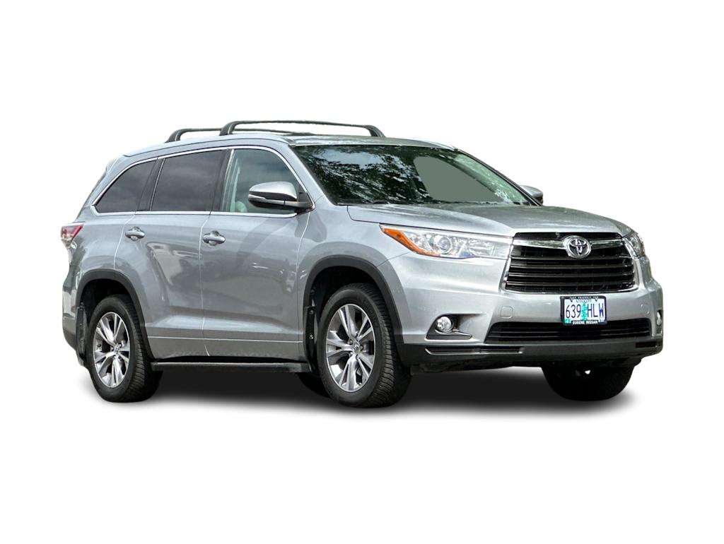 Thumbnail: 2015 Toyota Highlander - 20