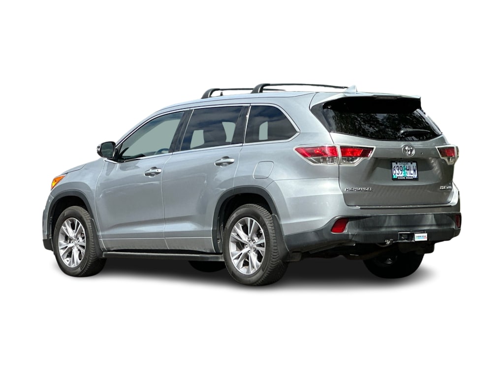 Thumbnail: 2015 Toyota Highlander - 4
