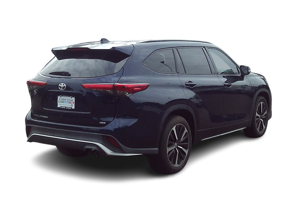 Thumbnail: 2021 Toyota Highlander - 6