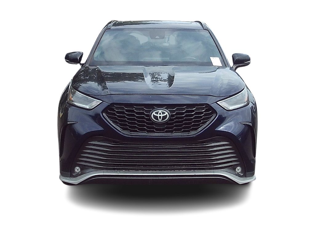 Thumbnail: 2021 Toyota Highlander - 4